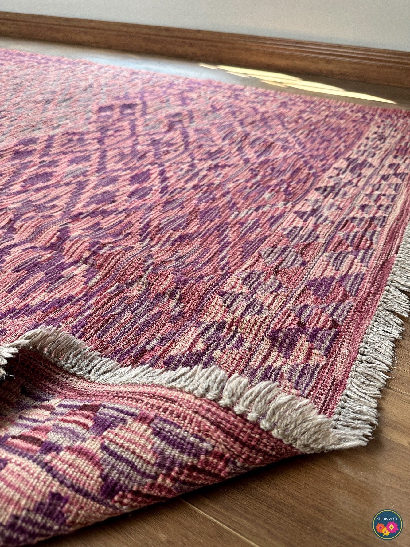 Pure Wool kilim 8ft 0in x 5ft 10in