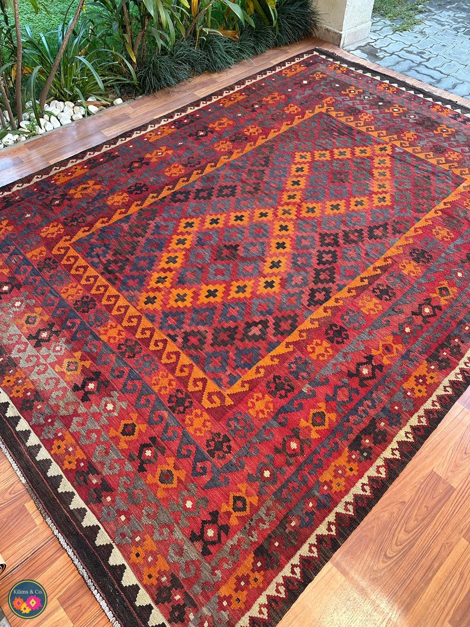 Pure Wool kilim 9ft 8in x 6ft 11in