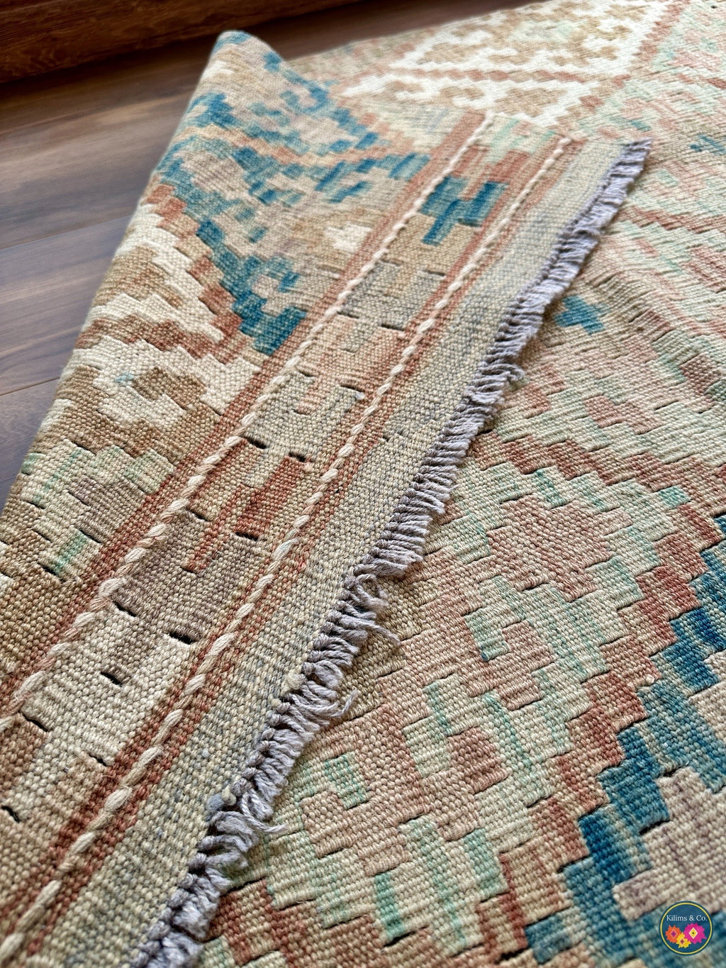 Pure Wool kilim 7ft 7in x 5ft 10in