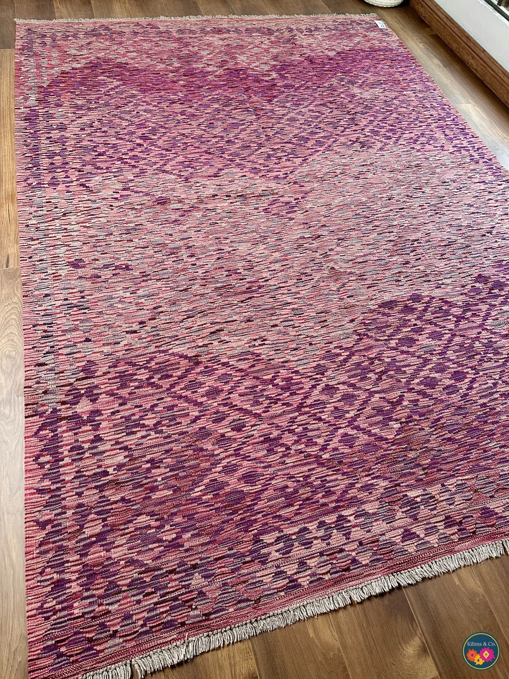 Pure Wool kilim 8ft 0in x 5ft 10in