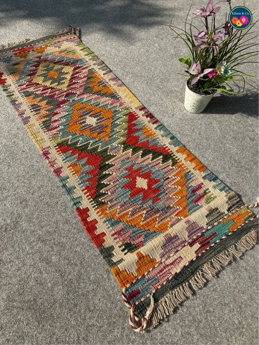 Table Runner (3'10x1'4)