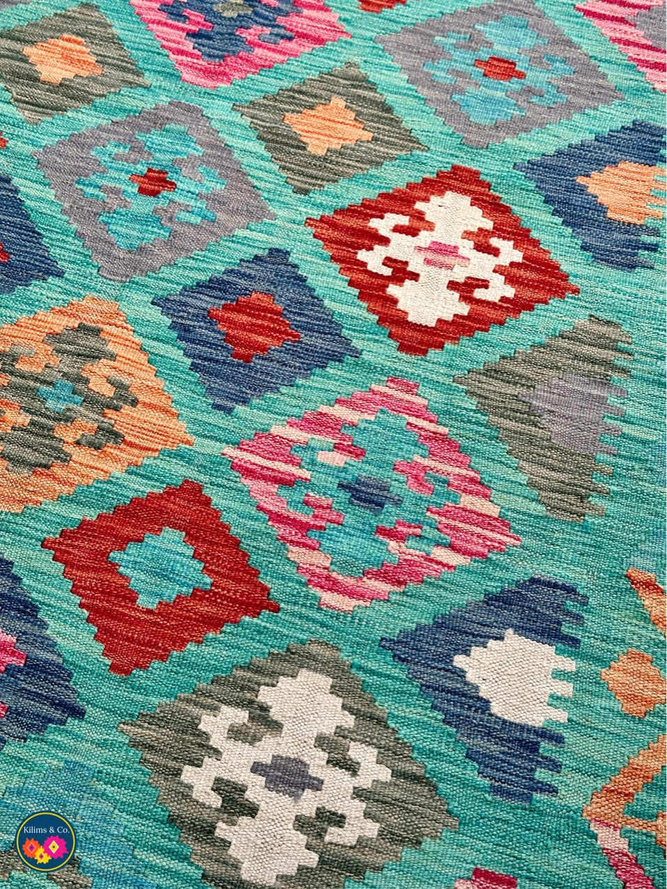 Pure wool kilim 5'10”x4'2”