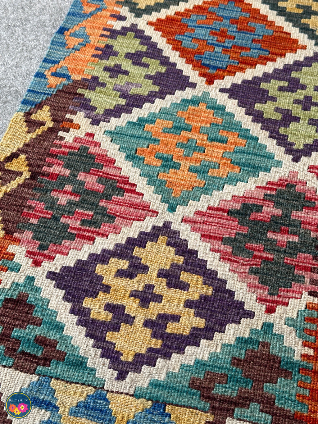 Table Runner (5’0” x 1'8”)