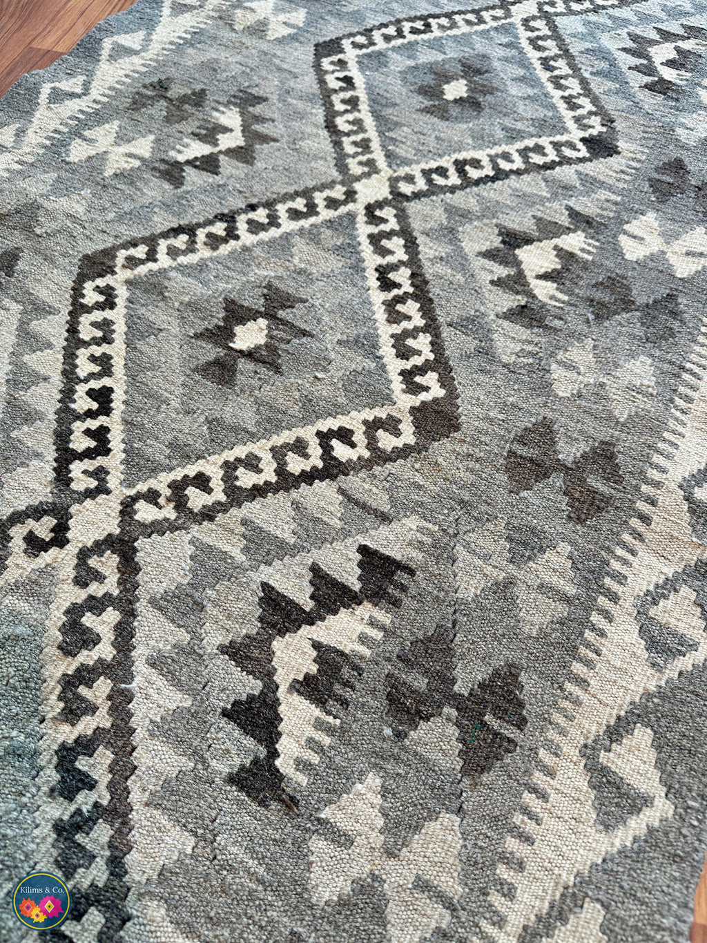 Woolen Floor Runner 9’7” x 2’8”