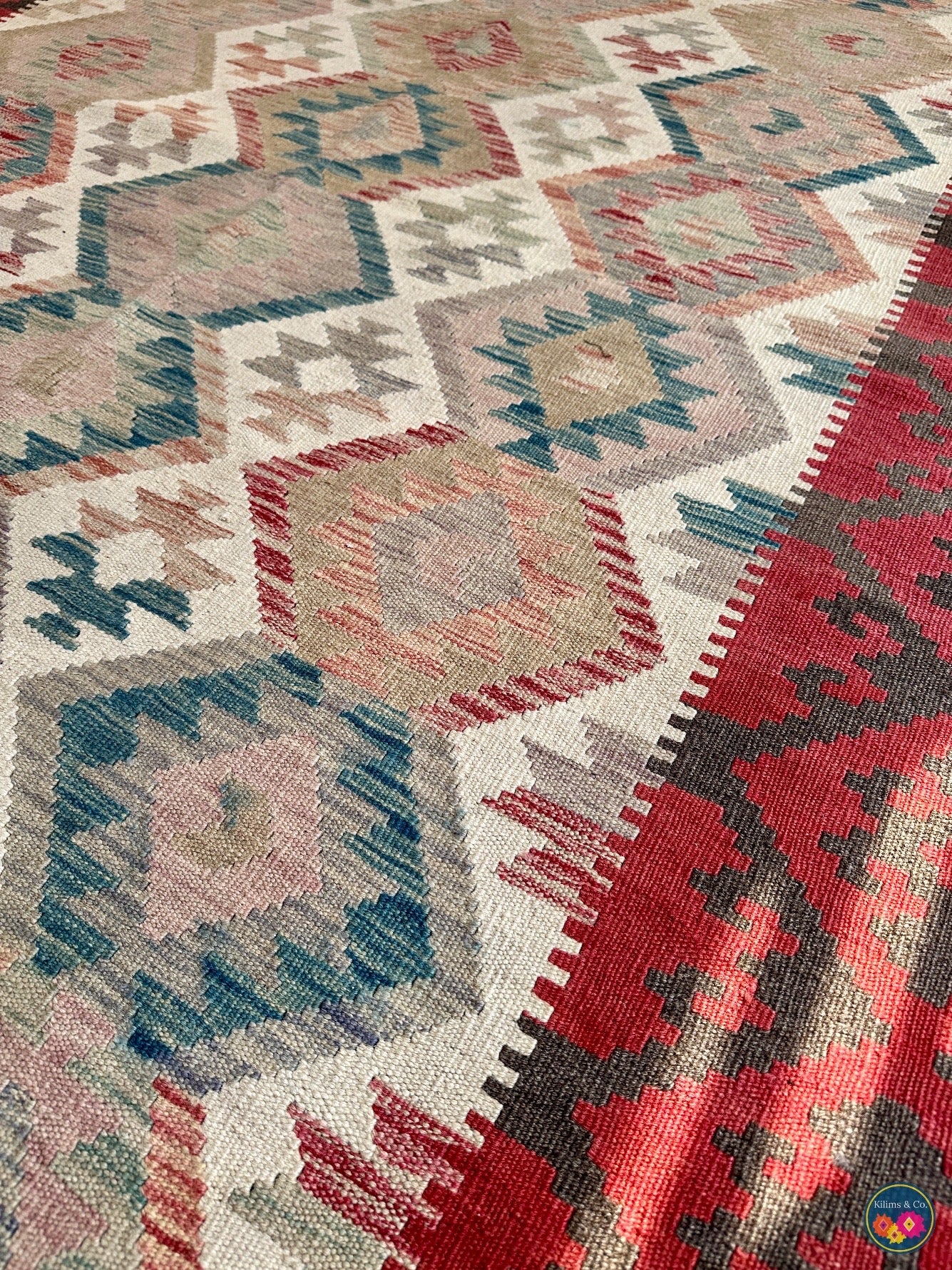 Pure Wool kilim 7ft 8in x 5ft 8in