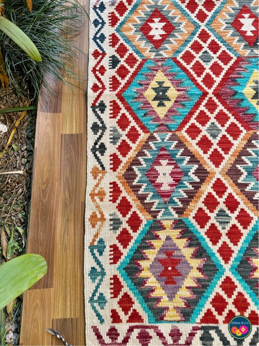 Pure wool kilim 5'8x4'1"