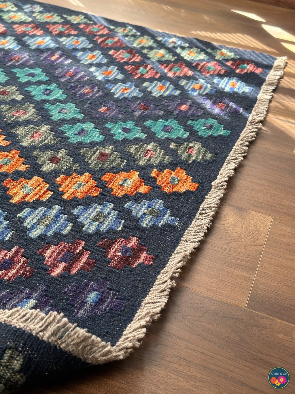 Pure Wool kilim 6ft 5in x 5ft 1in