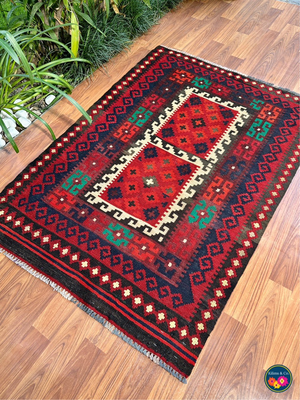Pure wool kilim 4ft 4in x 3ft 1in