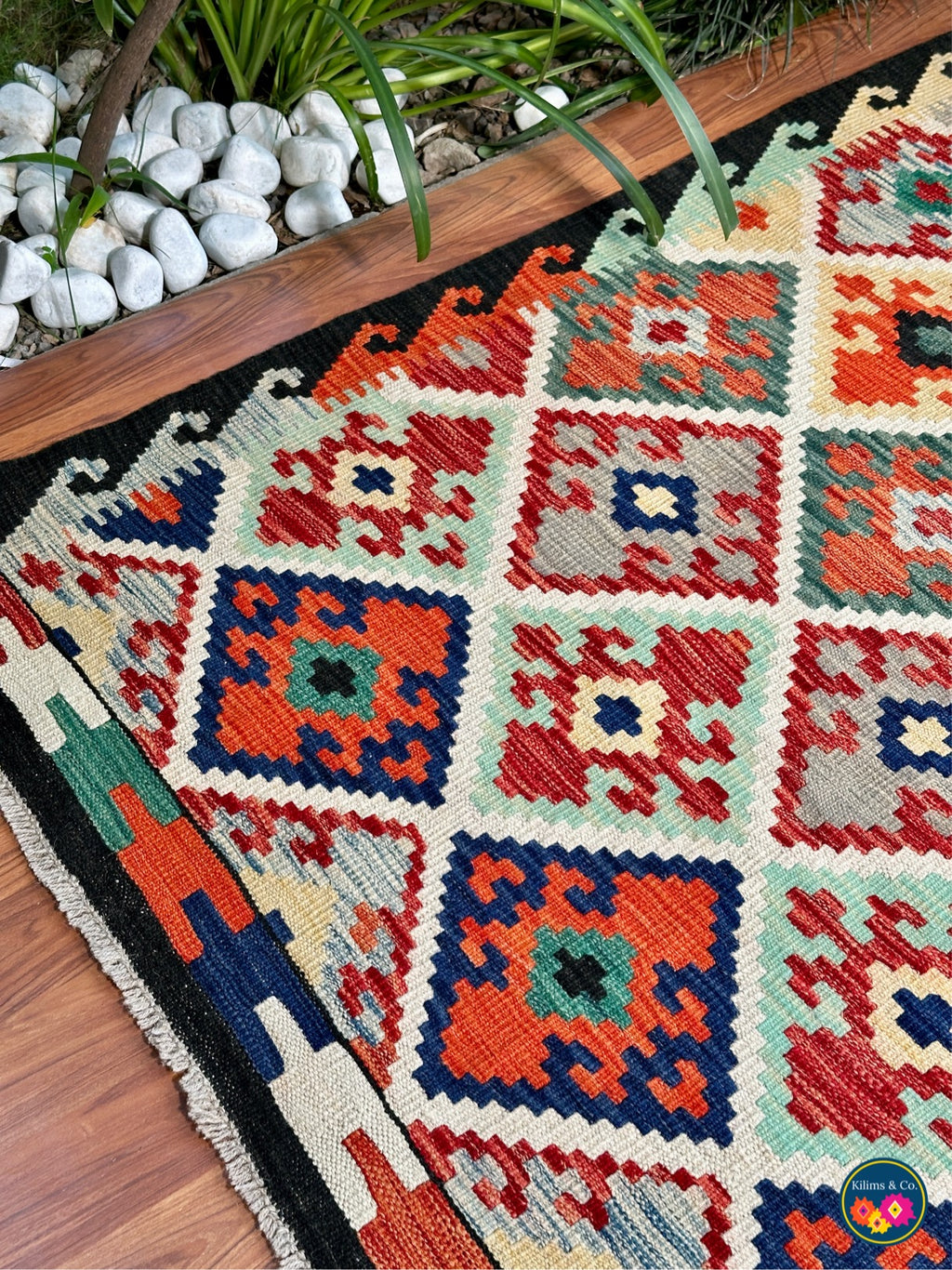 Pure wool kilim 5'7”x4'1”