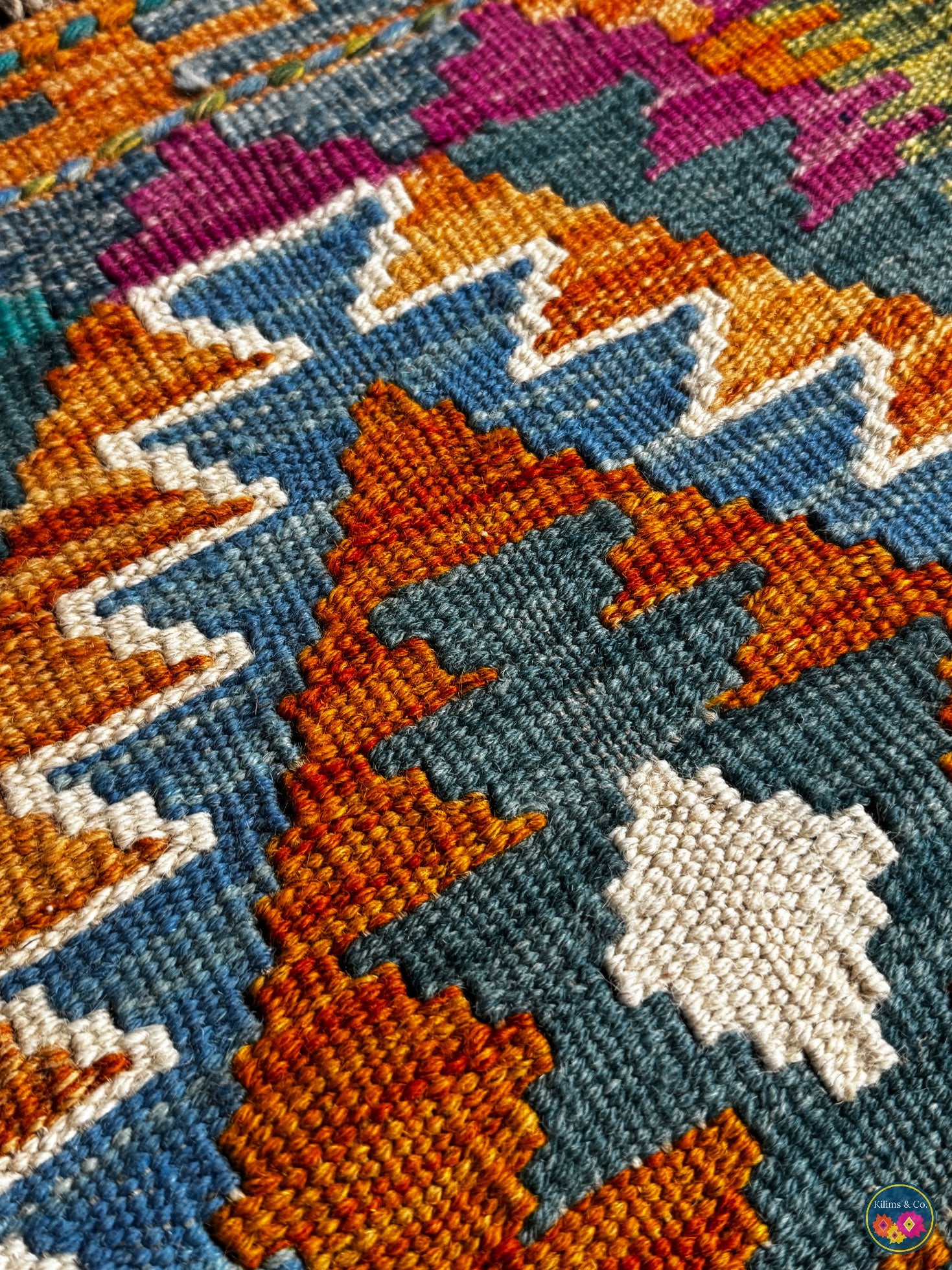 Table Runner (3’11”x1’4”)