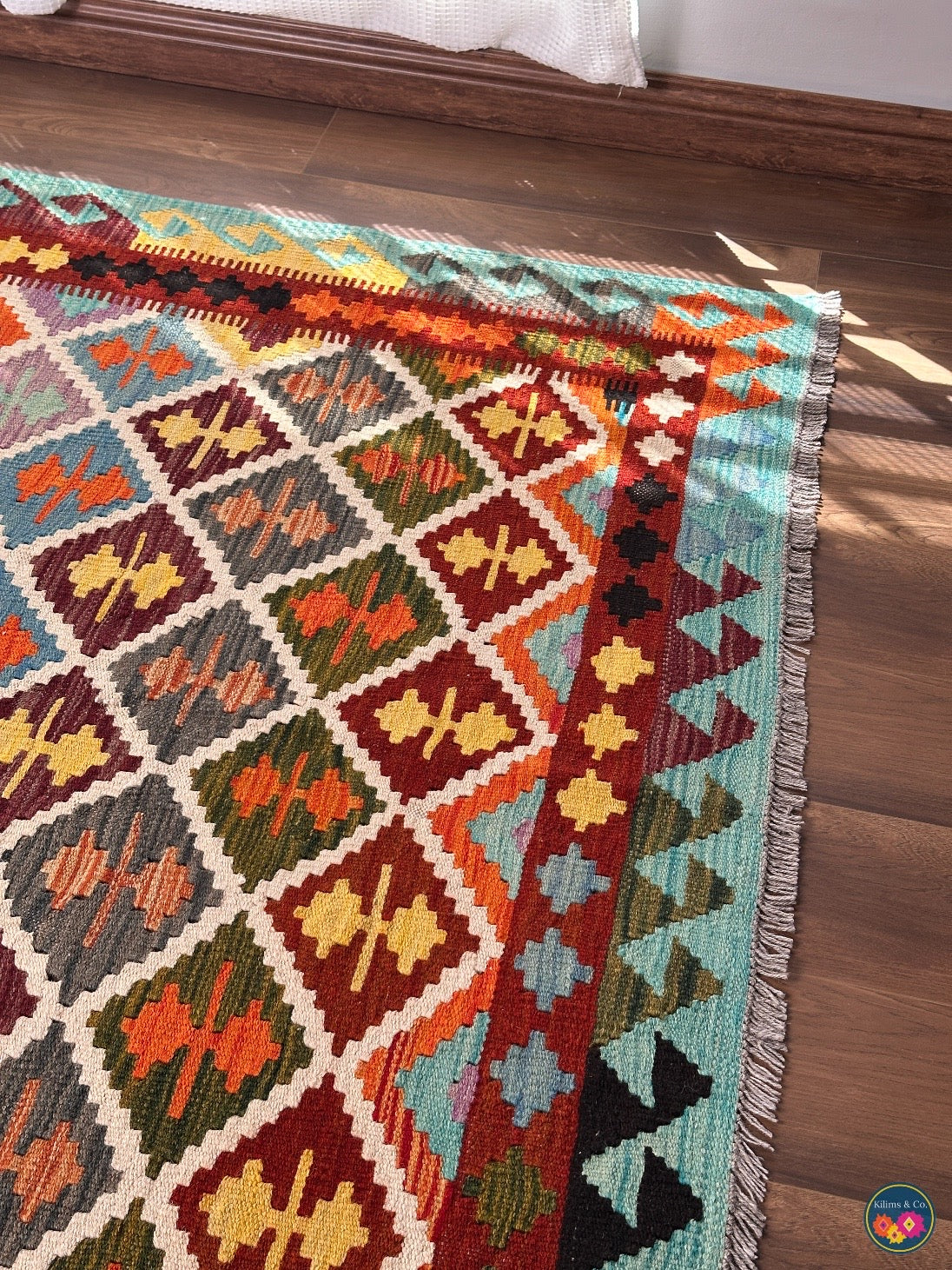 Pure Wool kilim 6ft 10in x 5ft 1in