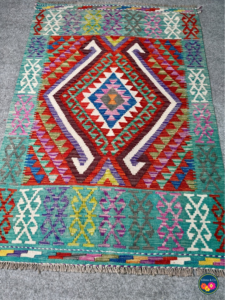 Pure wool kilim 4ft 10in x 3ft 4in