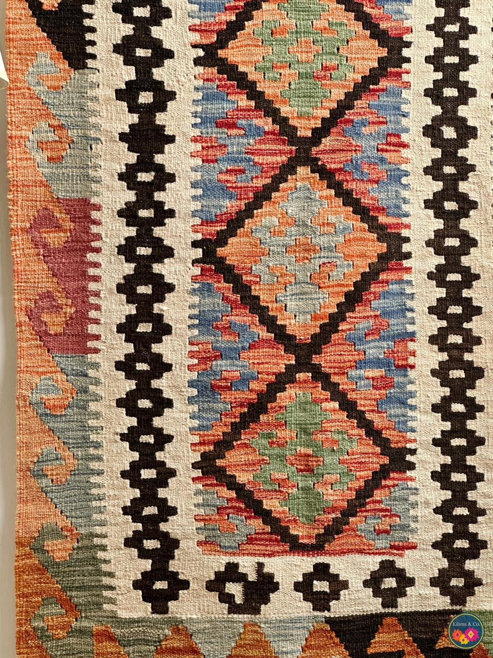 Pure Wool Hanging kilim 4’1”x2’7”
