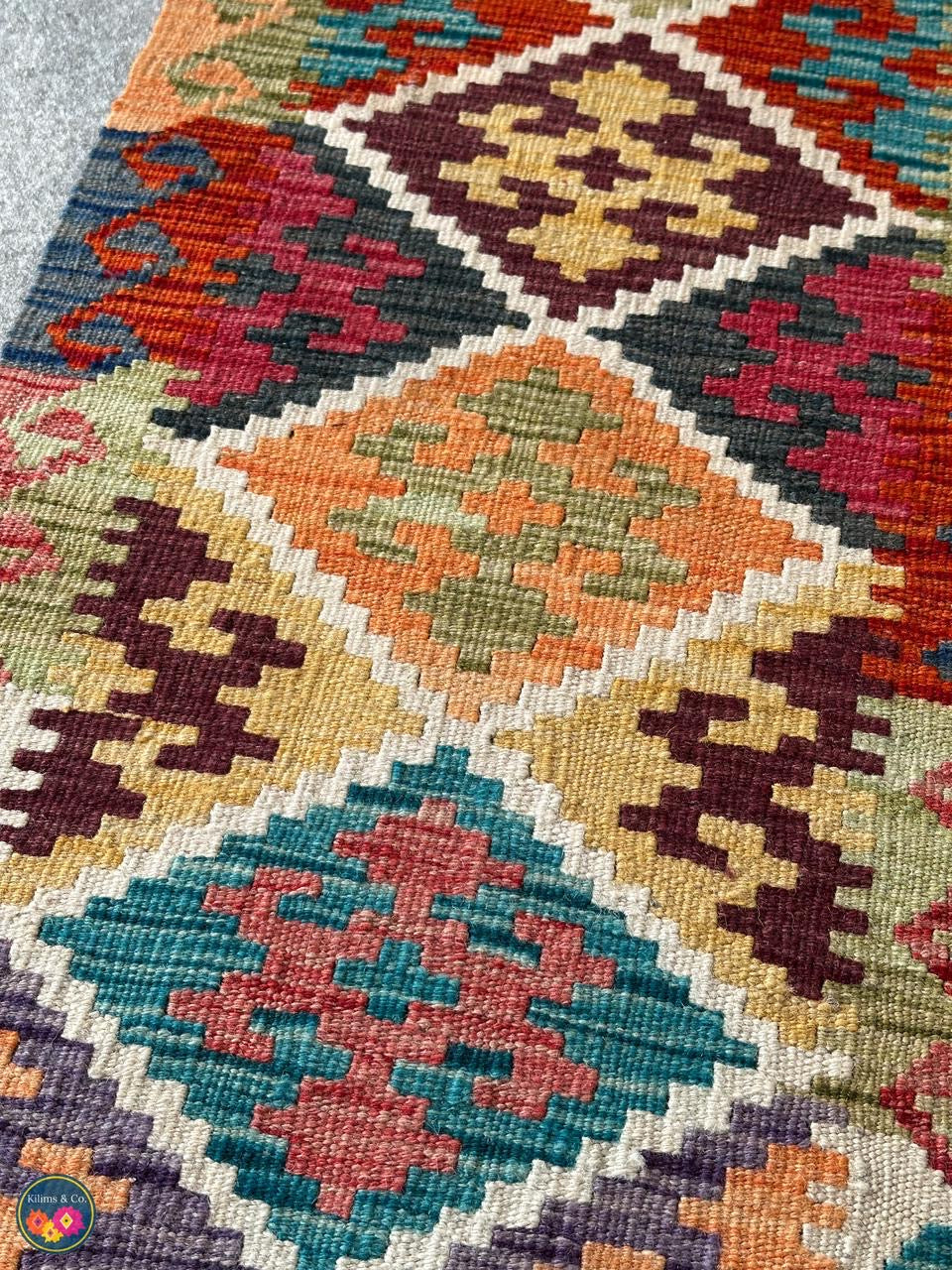 Table Runner (4’9” x 1'7”)