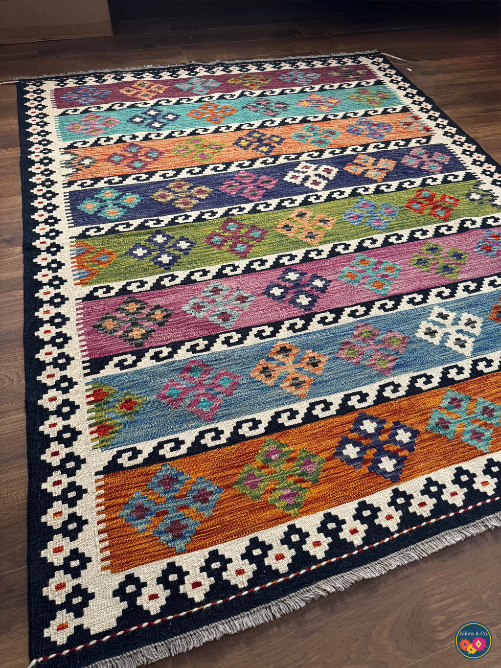Pure Wool kilim 6ft 6in x 5ft 3in