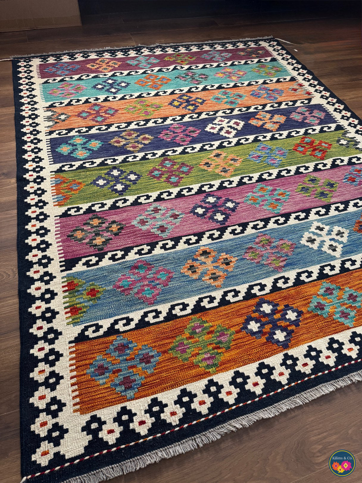 Pure Wool kilim 6ft 6in x 5ft 3in