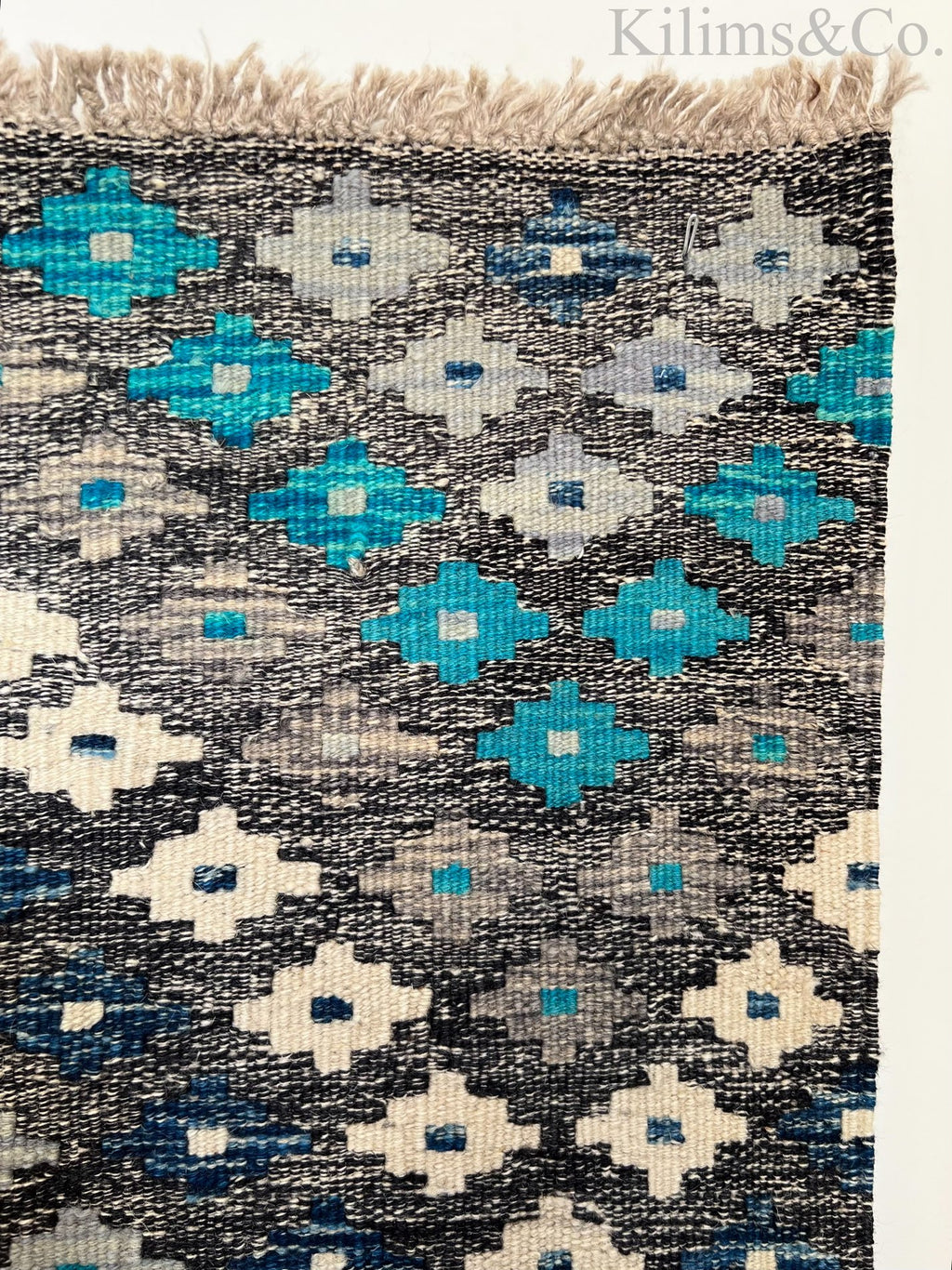 ⭐ Hanging Kilim 4' x 2'7"