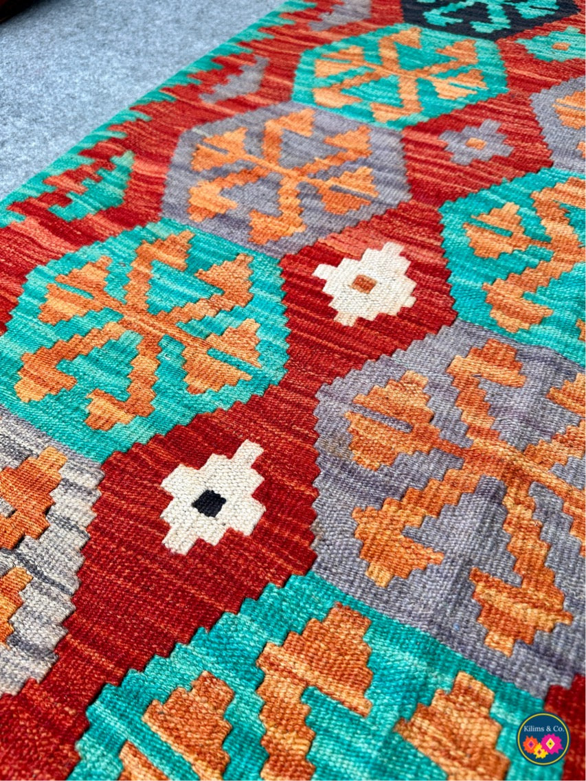 Pure wool kilim 4ft 5in x 3ft 2in