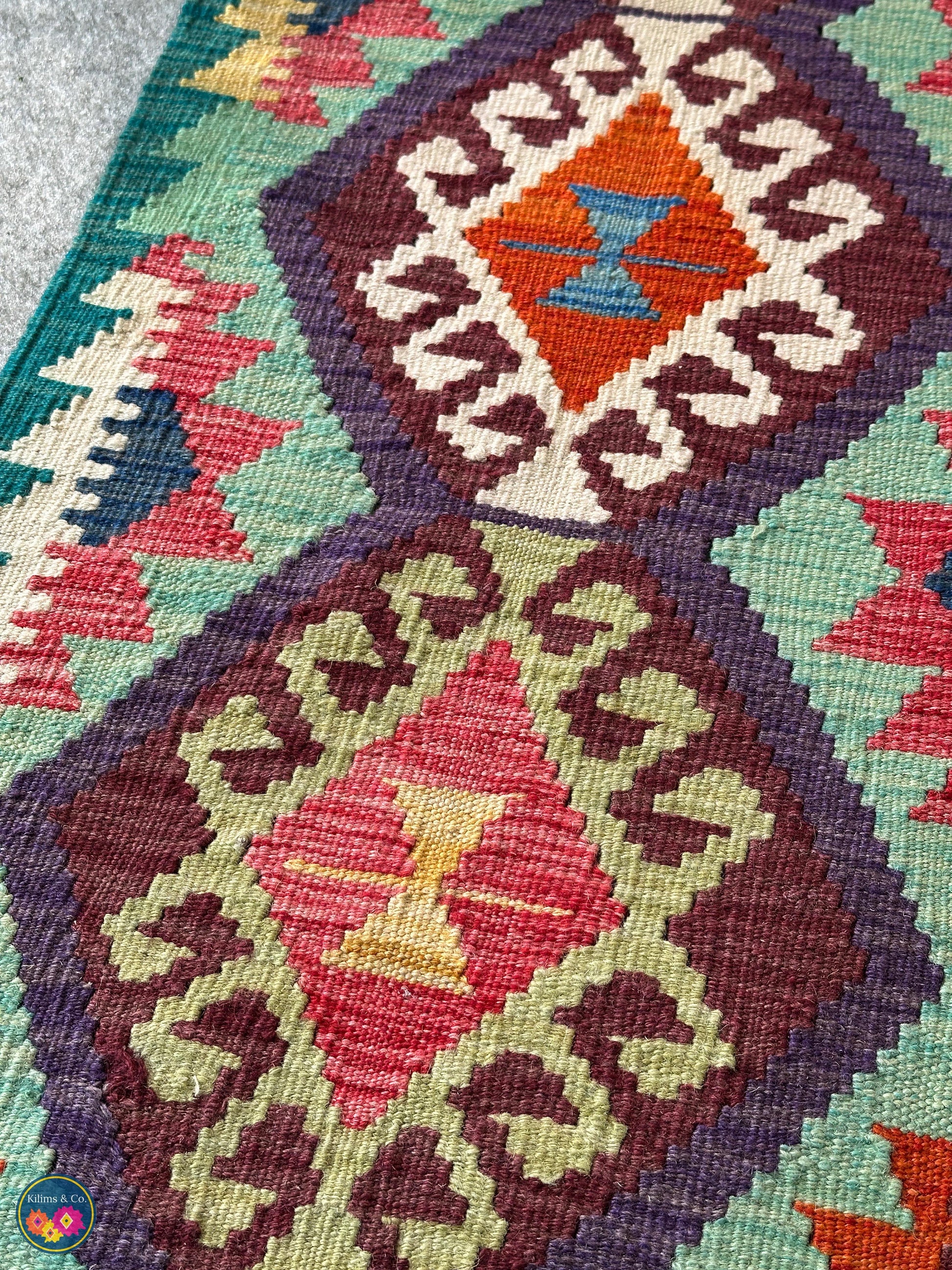 Table Runner (5’0” x 1'8”)