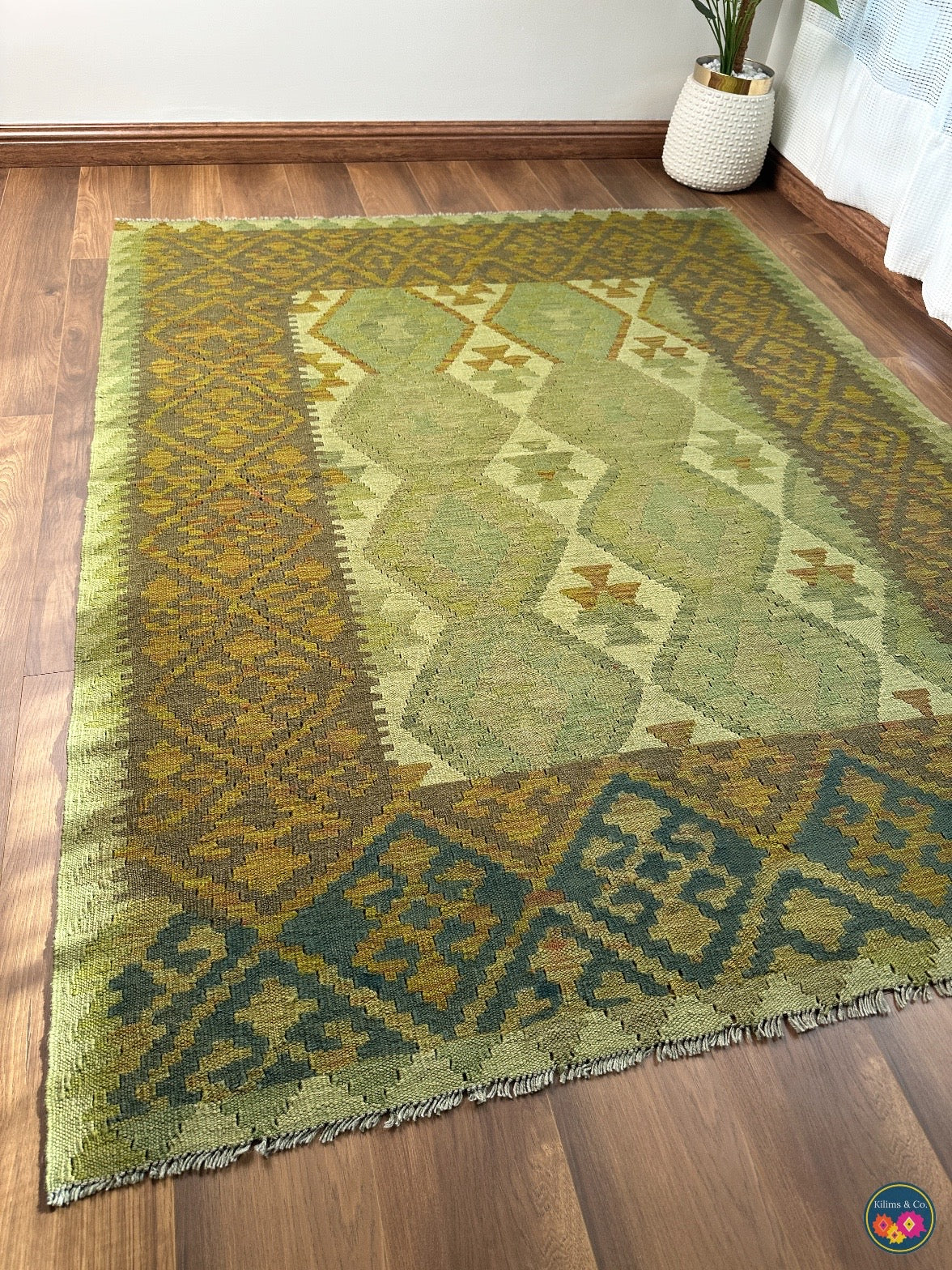 Over-dyed kilim 6ft 8in x 5ft 2in