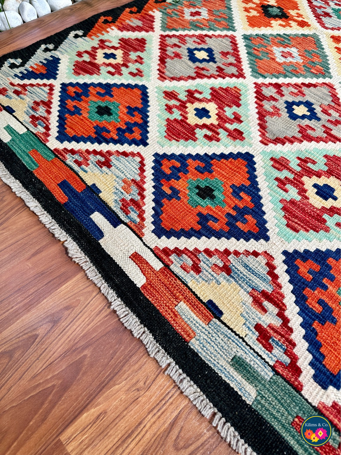 Pure wool kilim 5'7”x4'1”