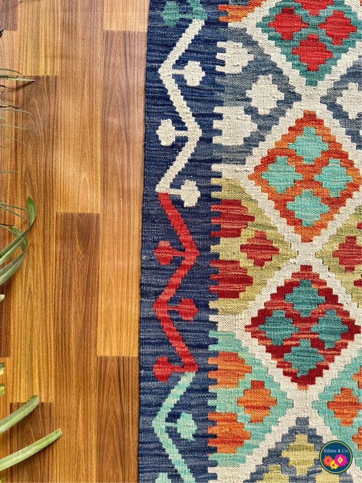 Pure wool kilim 4’10x3’5