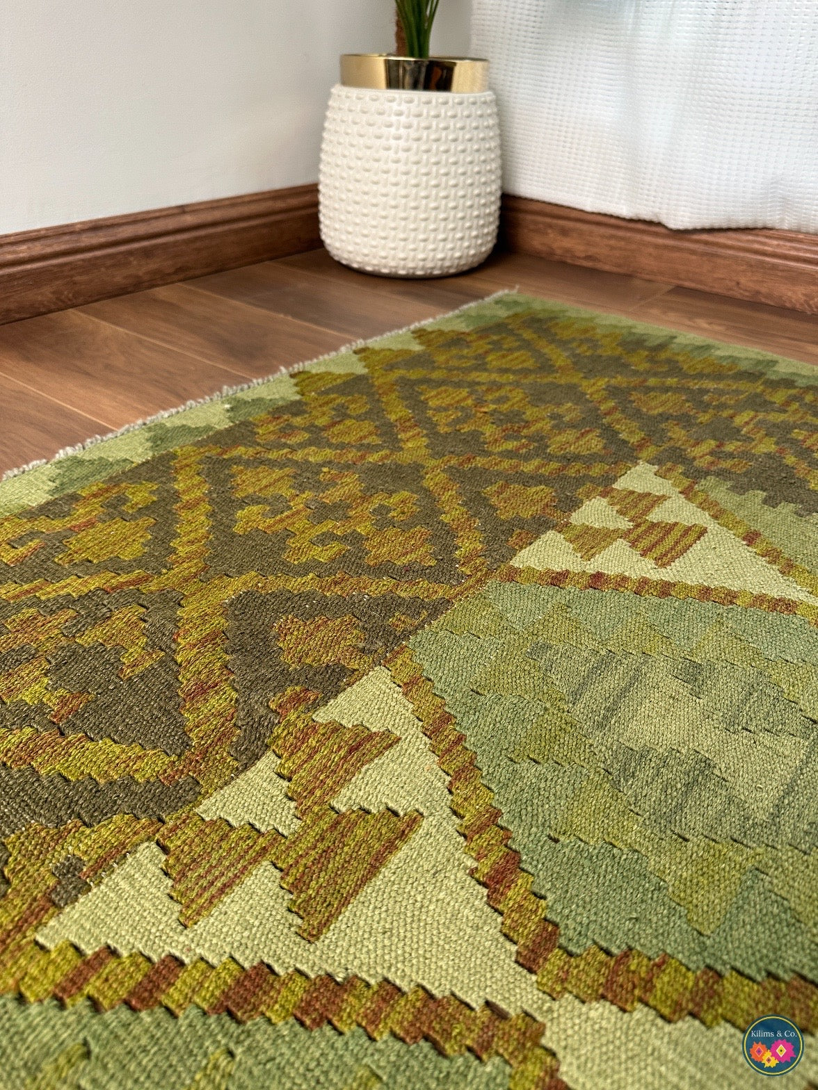 Over-dyed kilim 6ft 8in x 5ft 2in