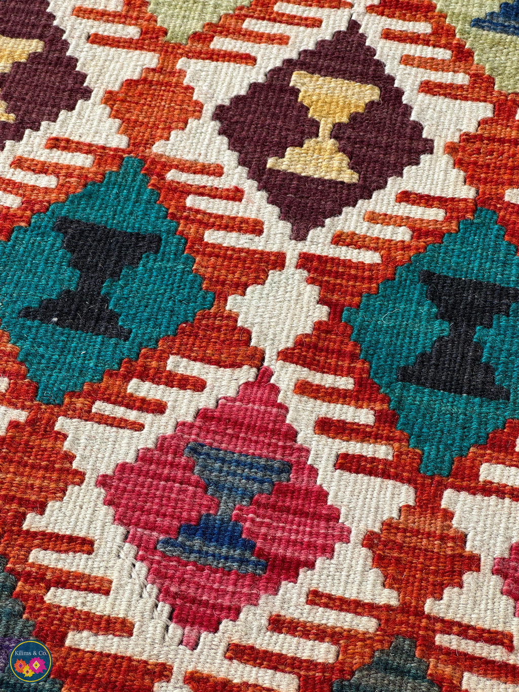 Table Runner (4’11” x 1’10”)