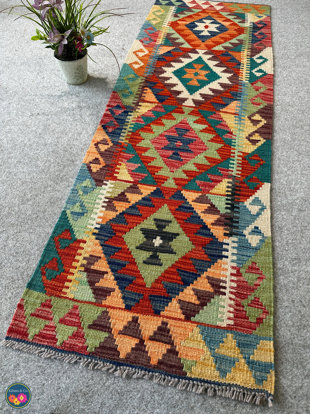 Table Runner (4’11” x 1'8”)