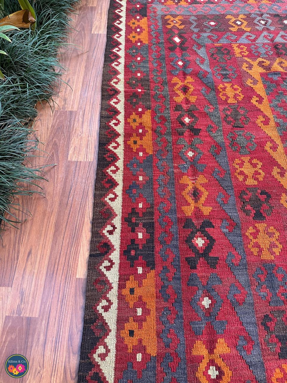 Pure Wool kilim 9ft 8in x 6ft 11in