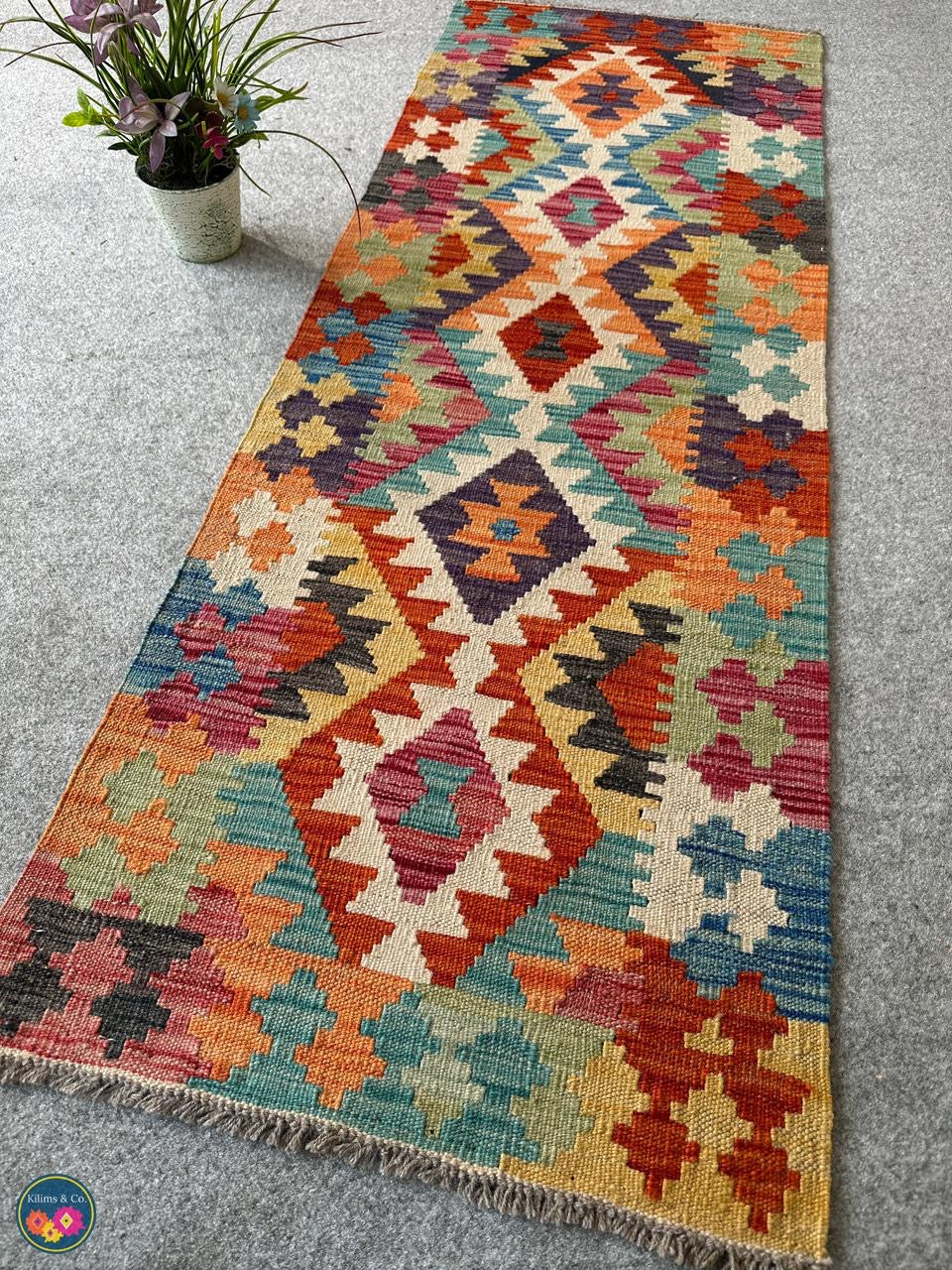 Table Runner (4’10” x 1'9”)