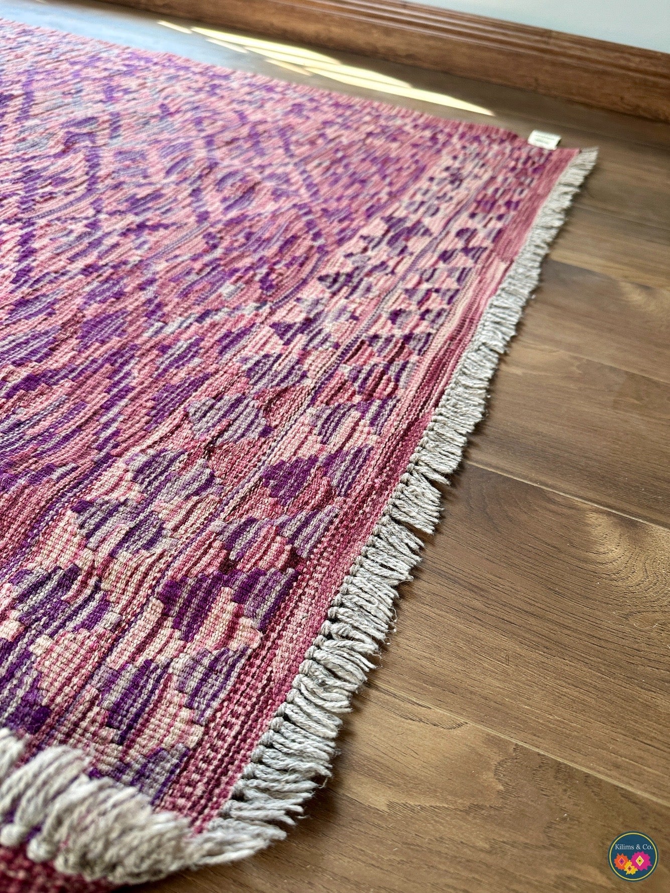 Pure Wool kilim 8ft 0in x 5ft 10in