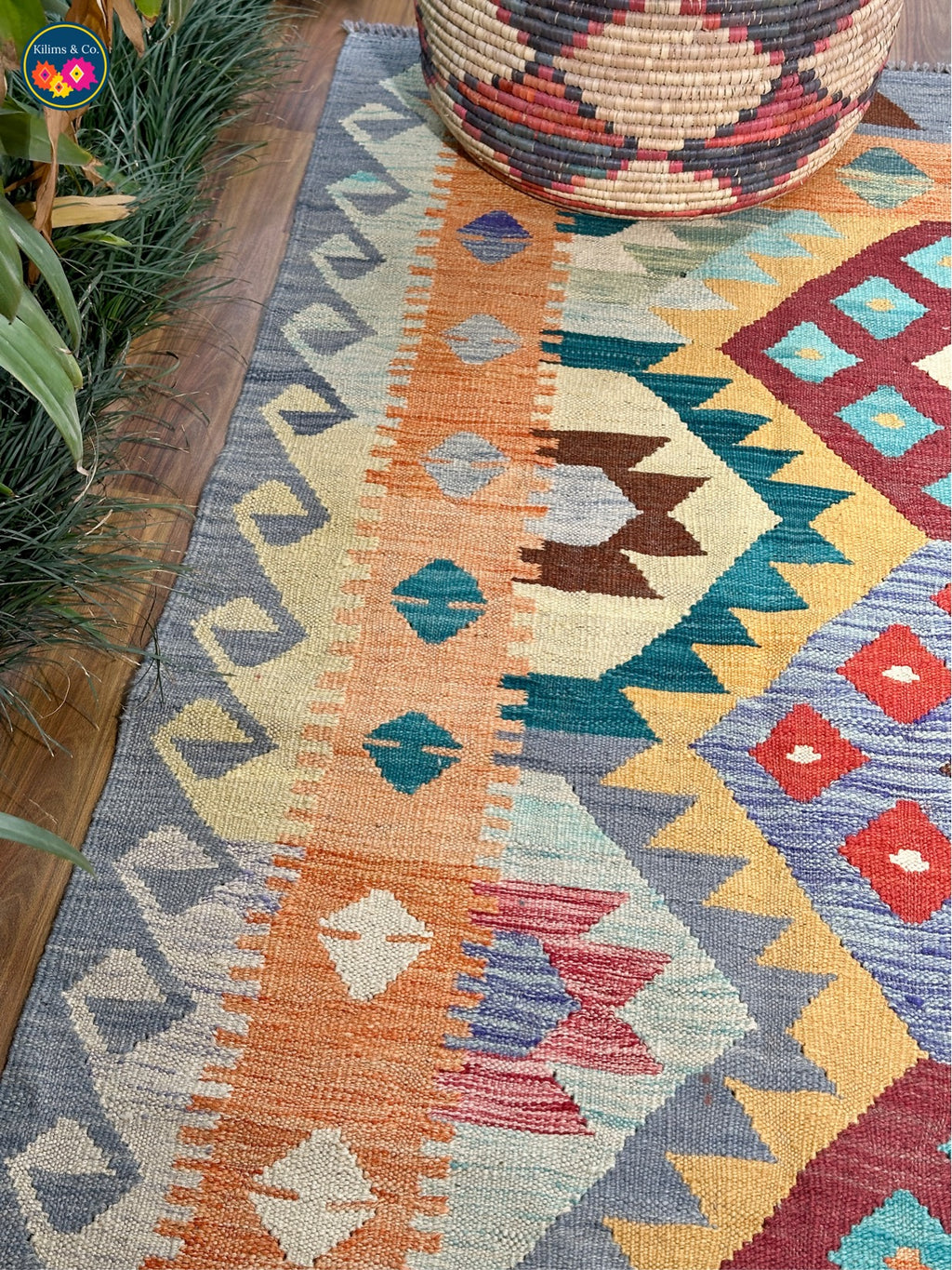 Pure wool kilim (6'8"x5'1")