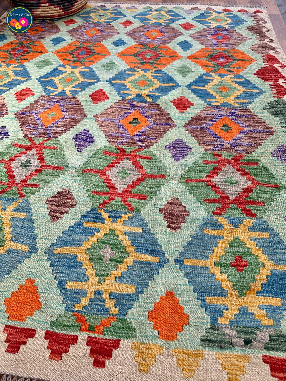 Pure wool kilim (6'6"x5'4”)
