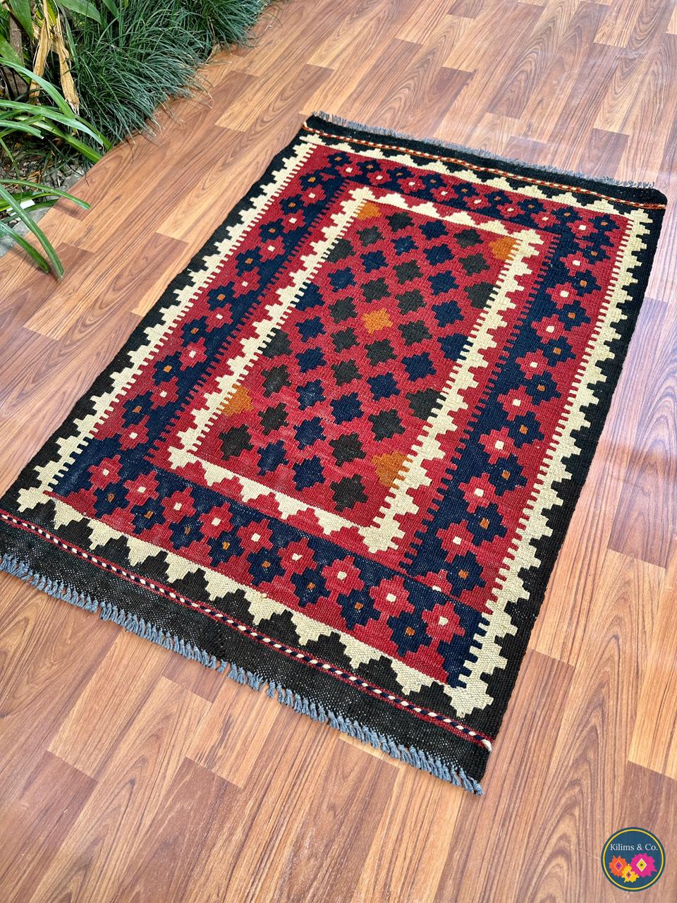 Pure Wool Hanging kilim 3’7”x2’7”
