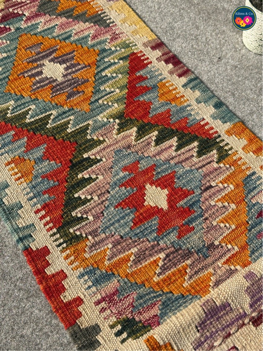 Table Runner (3'10x1'4)