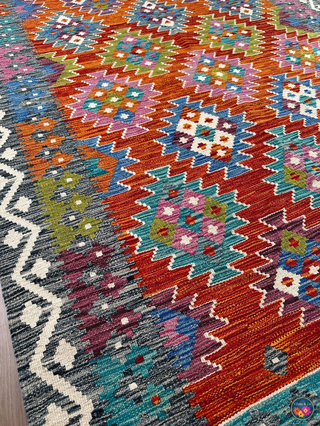 Pure Wool kilim 7ft 0in x 4ft 10in