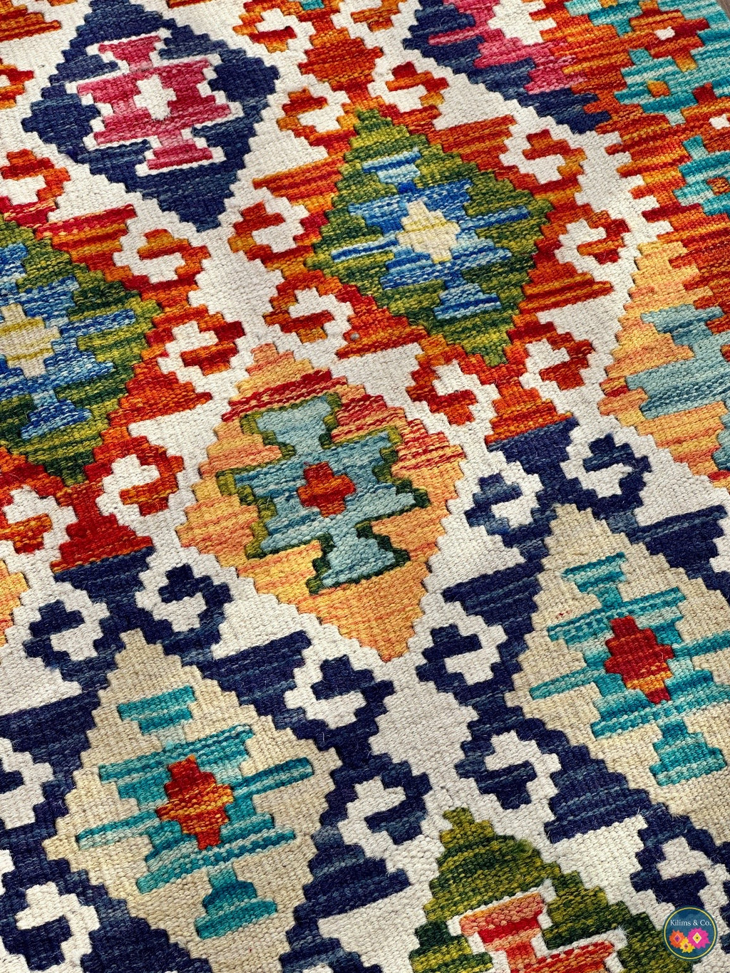 Table Runner (5’1” x 2’0”)