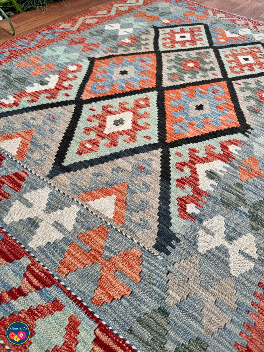 Pure wool kilim 5'8”x4'2”