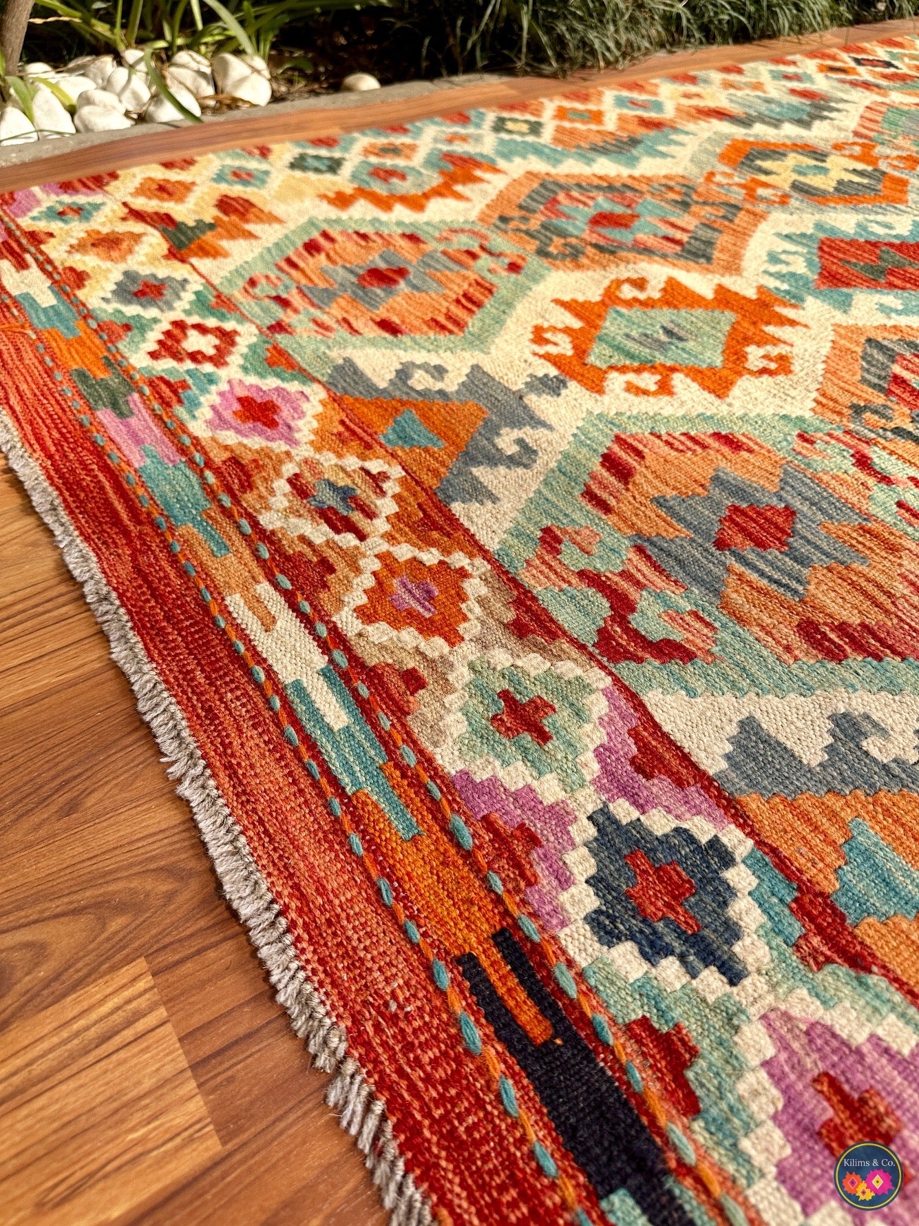 Pure wool kilim (6′8″ × 4′11″ )