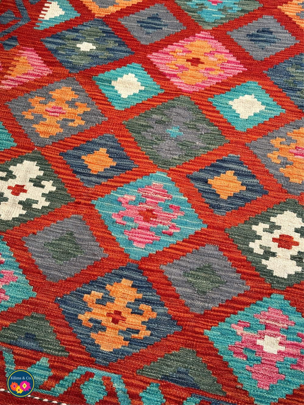 Pure wool kilim 5'7x4'0”