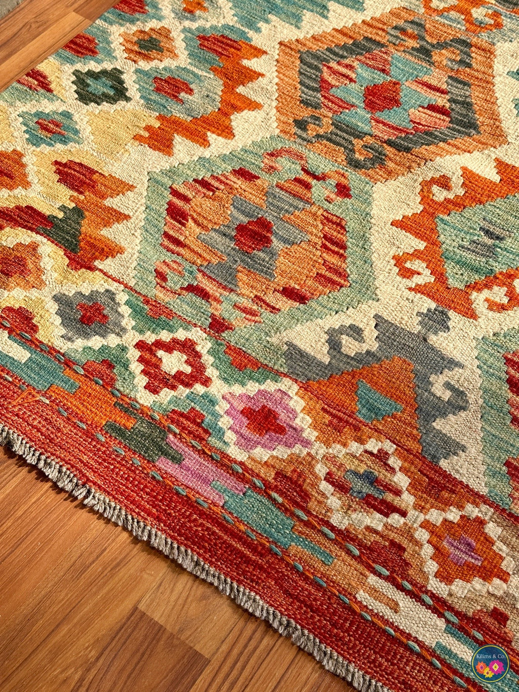 Pure wool kilim (6′8″ × 4′11″ )