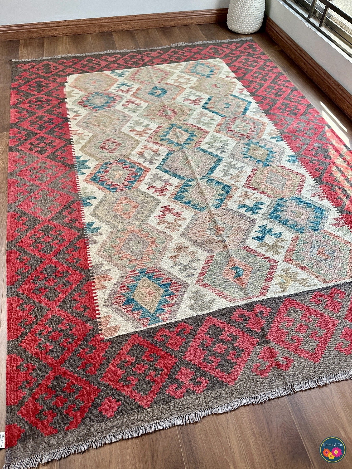 Pure Wool kilim 7ft 8in x 5ft 8in