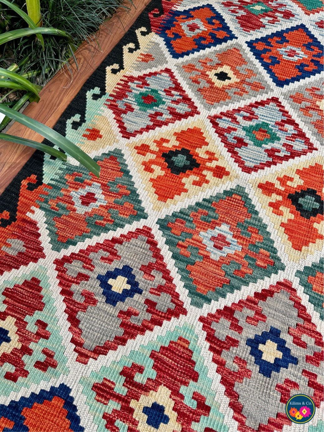 Pure wool kilim 5'7”x4'1”