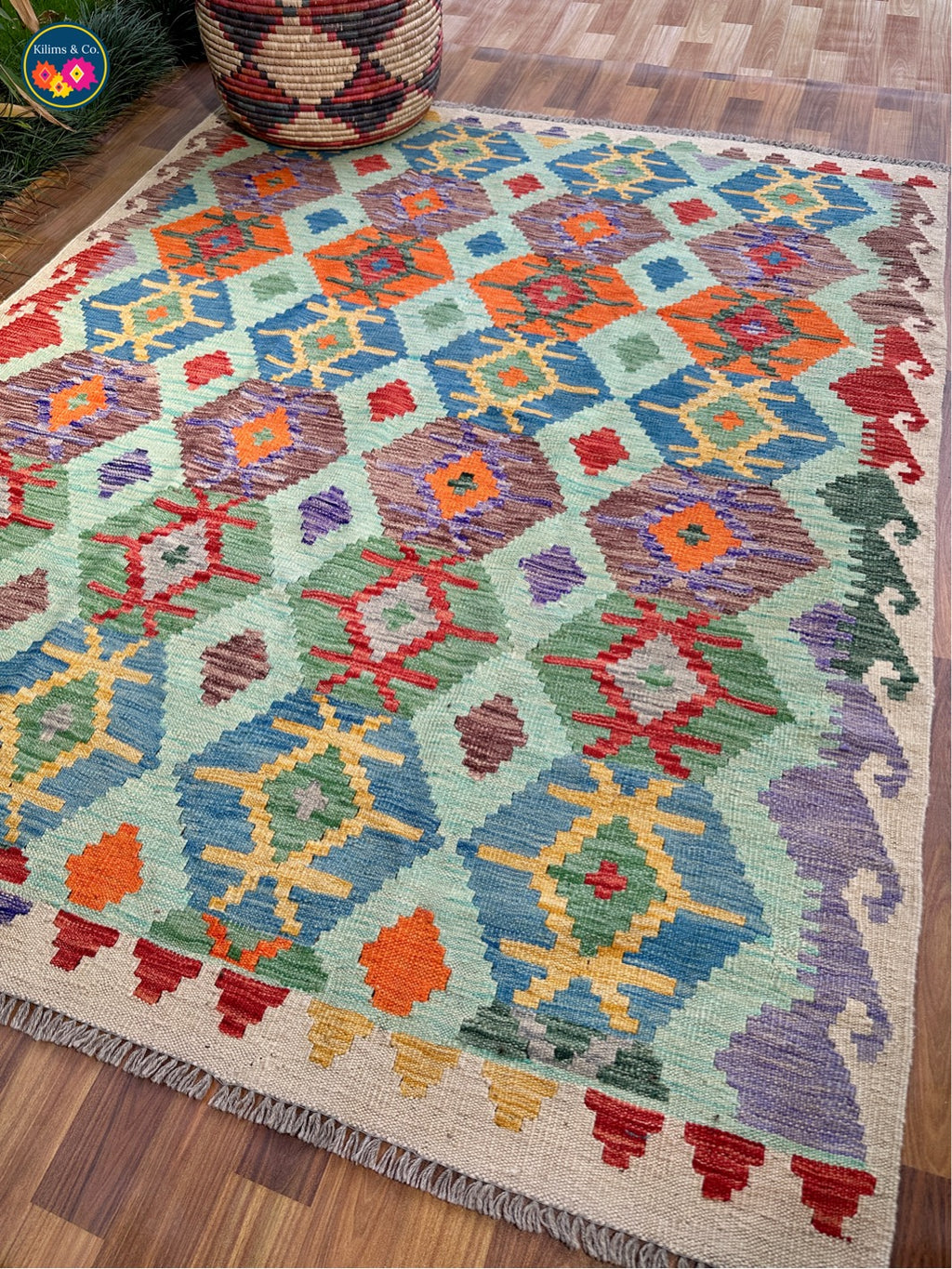 Pure wool kilim (6'6"x5'4”)