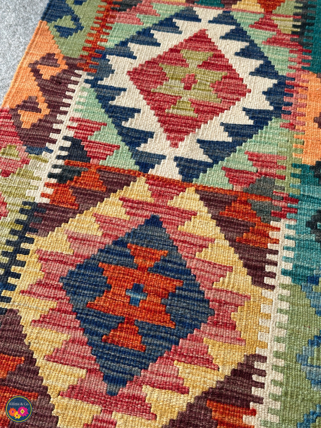 Table Runner (5’0” x 1'7”)