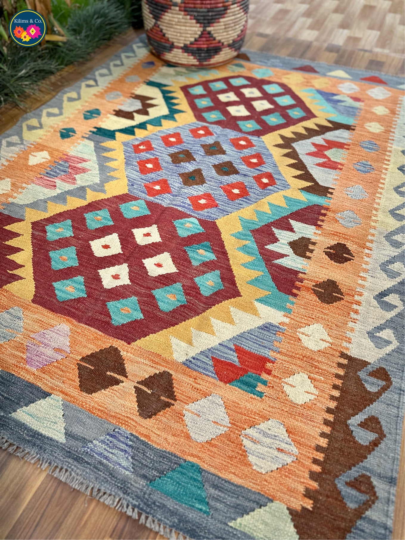 Pure wool kilim (6'8"x5'1")