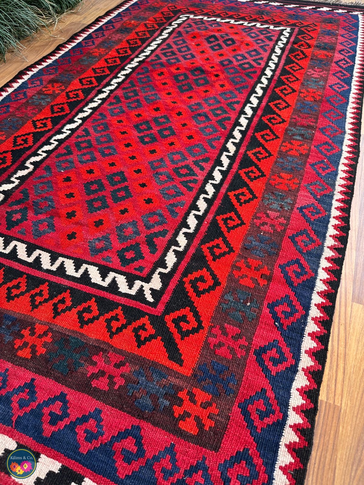 Pure wool kilim 6ft 3in x 3ft 3in