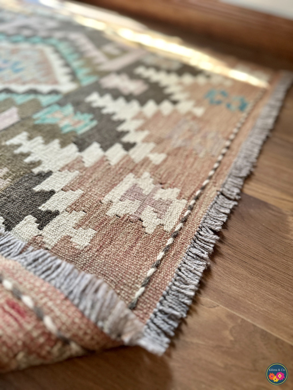 Pure Wool kilim 7ft 11in x 5ft 9in