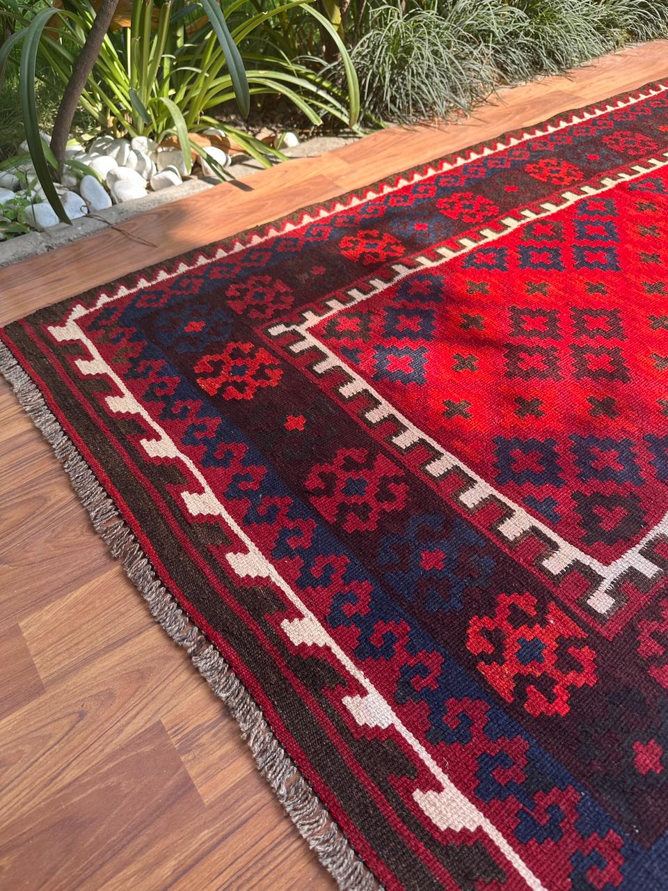 Pure wool kilim 6ft 5in x 3ft 3in